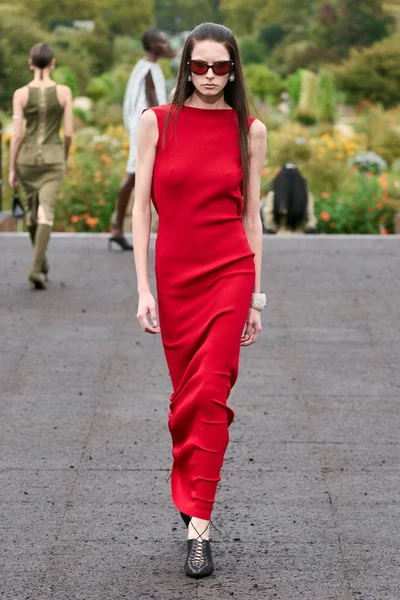 Look 43